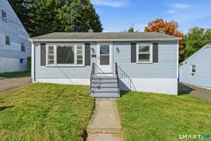 23 Hillview Ave, Waterbury, CT 06704 - Photo 2