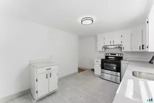 23 Hillview Ave, Waterbury, CT 06704 - Photo 12