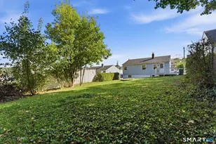 23 Hillview Ave, Waterbury, CT 06704 - Photo 30