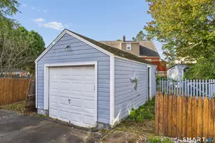 16 Winfield Ct, Norwalk, CT 06855 - Photo 38
