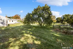 447 Quinnipiac Ave, North Haven, CT 06473 - Photo 28