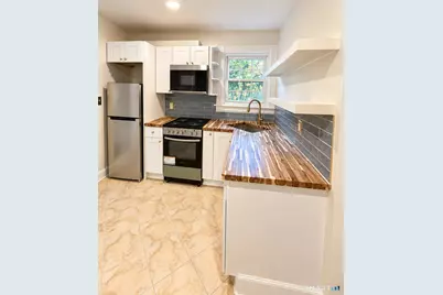 192 Knickerbocker Avenue #2, Stamford, CT 06907 - Photo 6