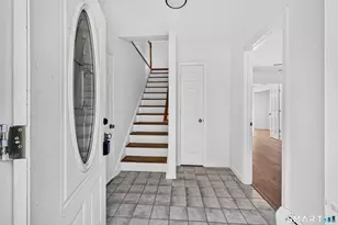 189 Kneen St, Shelton, CT 06484 - Photo 2