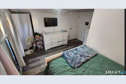 64 North First Street, Meriden, CT 06450 - Photo 28