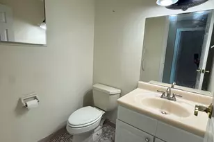 1460 Elm St, Stratford, CT 06615 - Photo 10