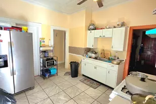 23 Randolph Ave, Meriden, CT 06451 - Photo 2