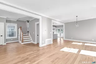 53 Washington Manor Ave, West Haven, CT 06516 - Photo 12