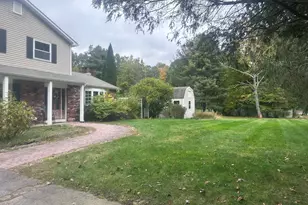 12 Bears Hill Rd, Newtown, CT 06470 - Photo 2