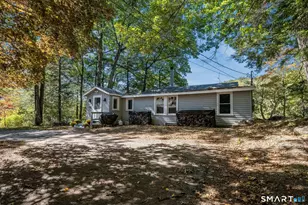 34 Quonnipaug Ln, Guilford, CT 06437 - Photo 8