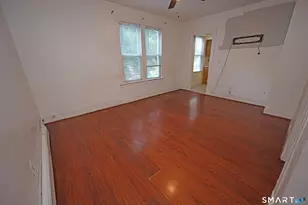 15 Avon Ave, Waterbury, CT 06708 - Photo 8