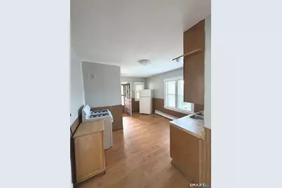 25 Arnold Street #3, Hartford, CT 06106 - Photo 4