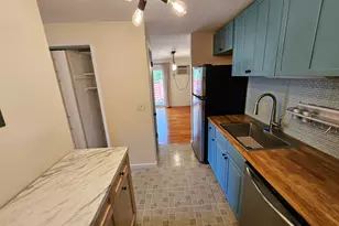 21 Sharon Ln, Wethersfield, CT 06109 - Photo 6