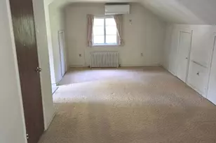 821 Bayberry Ln, Orange, CT 06477 - Photo 18