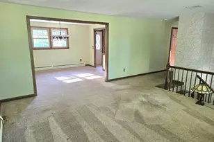 21 Downing Cir, Bloomfield, CT 06002 - Photo 20