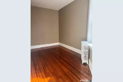 223 Washington Avenue #D9, Bridgeport, CT 06604 - Photo 6