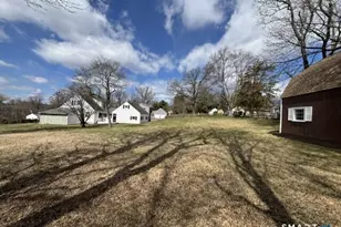 1 Clearview Ave, Bethel, CT 06801 - Photo 2