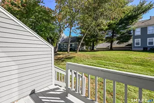 215 Oakland St, Manchester, CT 06042 - Photo 30