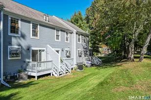 215 Oakland St, Manchester, CT 06042 - Photo 26