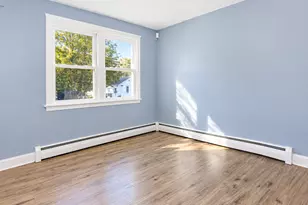 70 Trumbull Ave, Bridgeport, CT 06606 - Photo 8