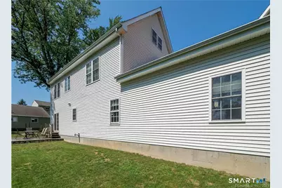 1023 Black Rock Turnpike #1023, Fairfield, CT 06825 - Photo 18