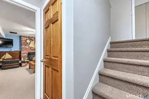 115 Oak Bluff Ave, Stratford, CT 06615 - Photo 30