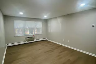 270 High St, Torrington, CT 06790 - Photo 2