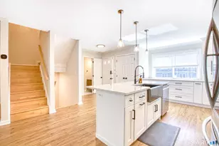 328 Booth Pl, Greenwich, CT 06830 - Photo 8