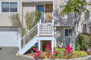 328 Booth Pl, Greenwich, CT 06830 - Photo 2