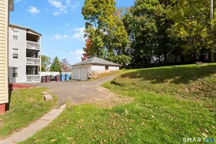 151 Fairview St, New Britain, CT 06051 - Photo 4