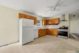 20 Byron Rd, Meriden, CT 06451 - Photo 8