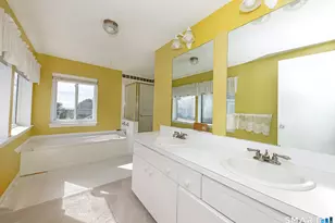 675 Townsend Ave, New Haven, CT 06512 - Photo 14