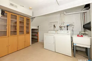 675 Townsend Ave, New Haven, CT 06512 - Photo 20