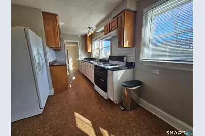 1093 Farmington Avenue, West Hartford, CT 06107 - Photo 4