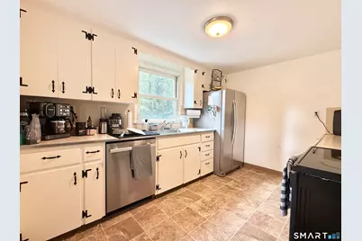 213 Georgetown Road, Weston, CT 06883 - Photo 2
