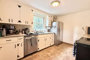 213 Georgetown Rd, Weston, CT 06883 - Photo 2