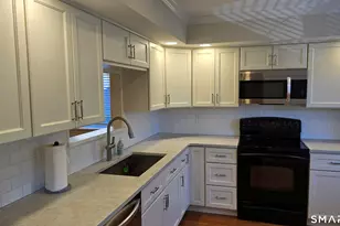 115 Fillow St, Norwalk, CT 06850 - Photo 8