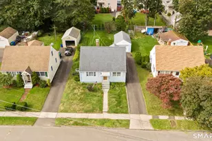 135 Legion Ave, Stratford, CT 06614 - Photo 4