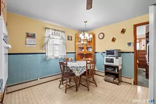 135 Legion Ave, Stratford, CT 06614 - Photo 10