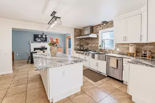39 Regency Hill, Waterbury, CT 06708 - Photo 4