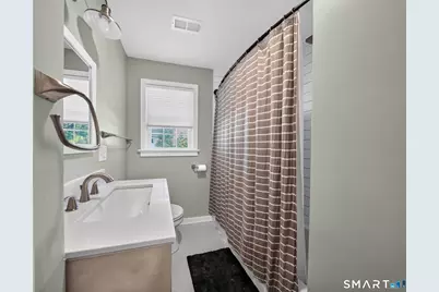 18 Maple Street, Trumbull, CT 06611 - Photo 14