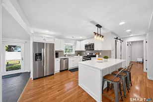 18 Maple St, Trumbull, CT 06611 - Photo 8