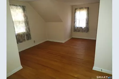 140 Beardsley Park Terrace, Bridgeport, CT 06610 - Photo 12