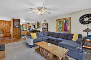 7 Bloomingdale Rd, Waterford, CT 06375 - Photo 20