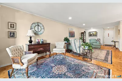 5 Bishop Road #304, West Hartford, CT 06119 - Photo 4