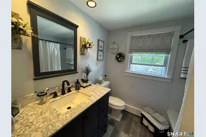 20 Bayberry Lane, Montville, CT 06382 - Photo 14