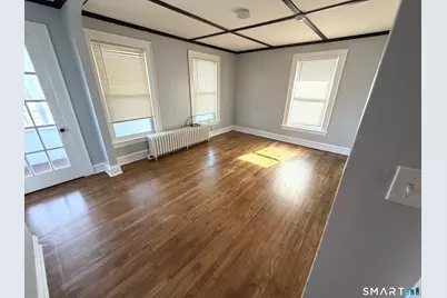 129 Quaker Lane South #2nd floor, West Hartford, CT 06119 - Photo 8