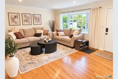 75 Sugar Plum Lane, Fairfield, CT 06824 - Photo 2