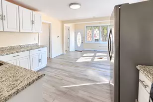 59 North Pl, West Haven, CT 06516 - Photo 6