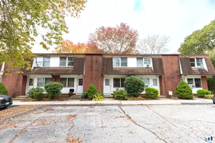 33 Russell St, Griswold, CT 06351 - Photo 1
