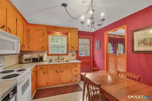 95 Manor Rd, Southington, CT 06479 - Photo 6